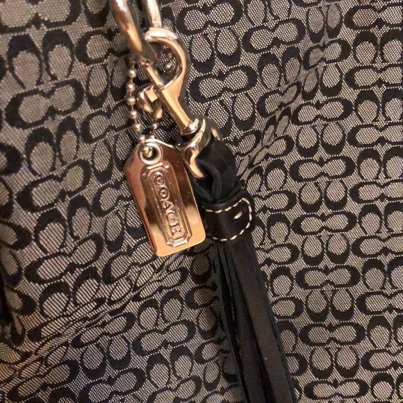 Large Coach Bag - Picture 2 of 4